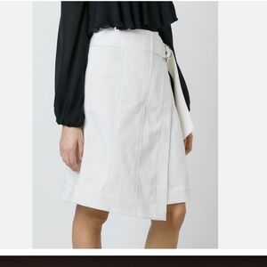 Tory Burch NWT Denise White Wrap Skirt